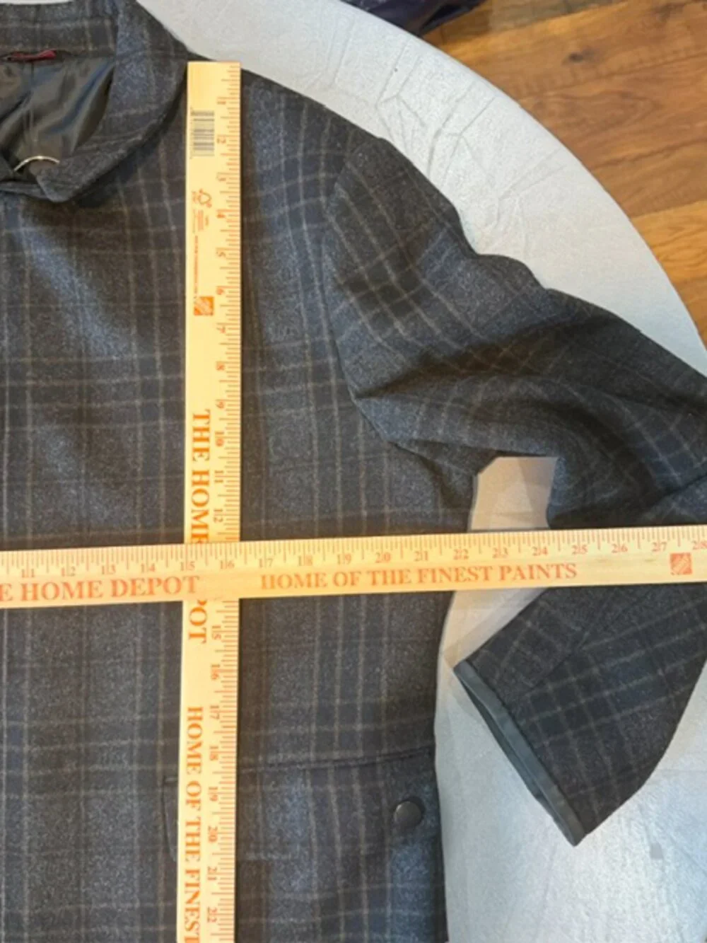 Men’s Wool Blend Plaid Zip Front Jacket Coat Gray Charcoal Size Medium